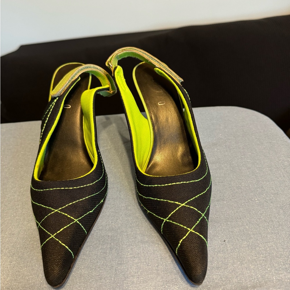 Black and with lime trim 3 1/2 inch heel sling back